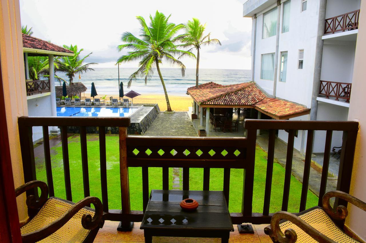 Ranmal Beach Hotel Хиккадува Экстерьер фото