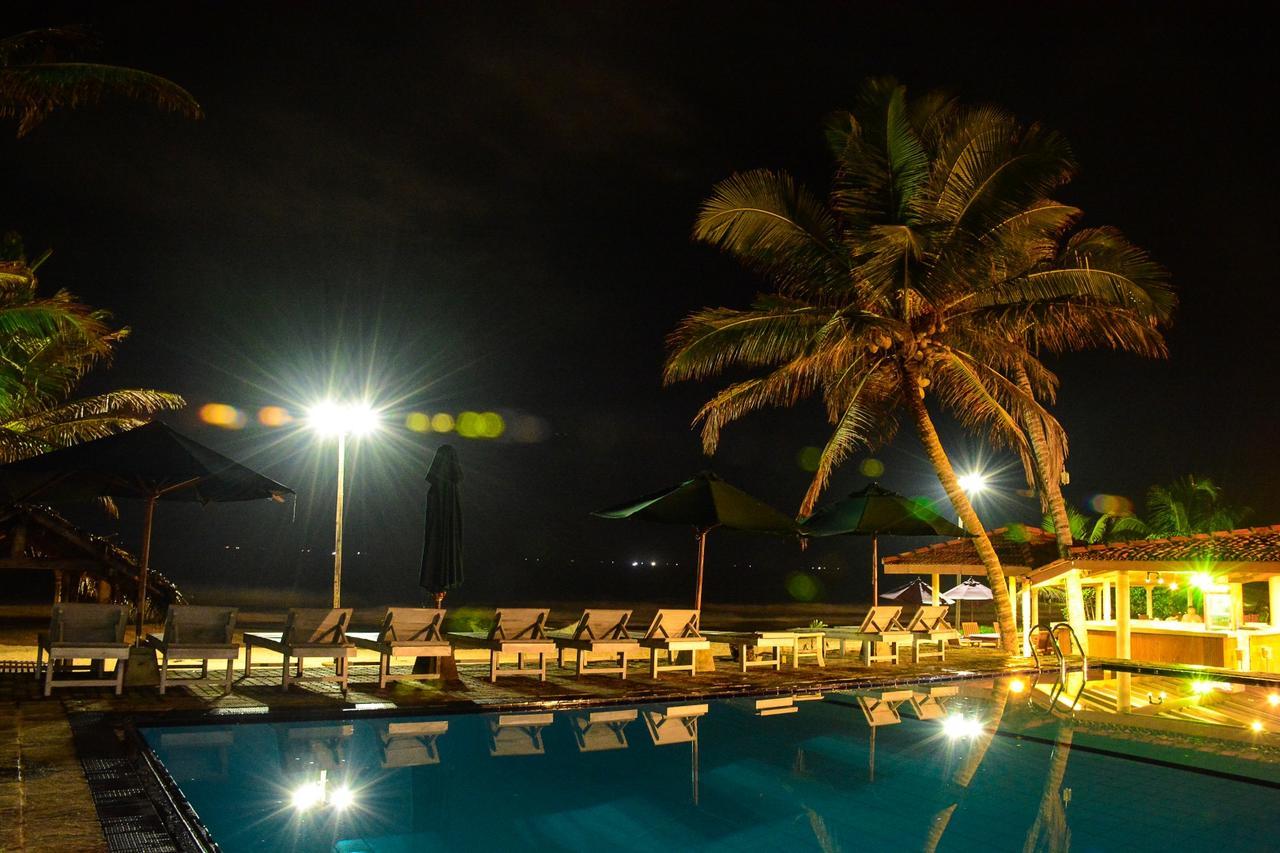 Ranmal Beach Hotel Хиккадува Экстерьер фото