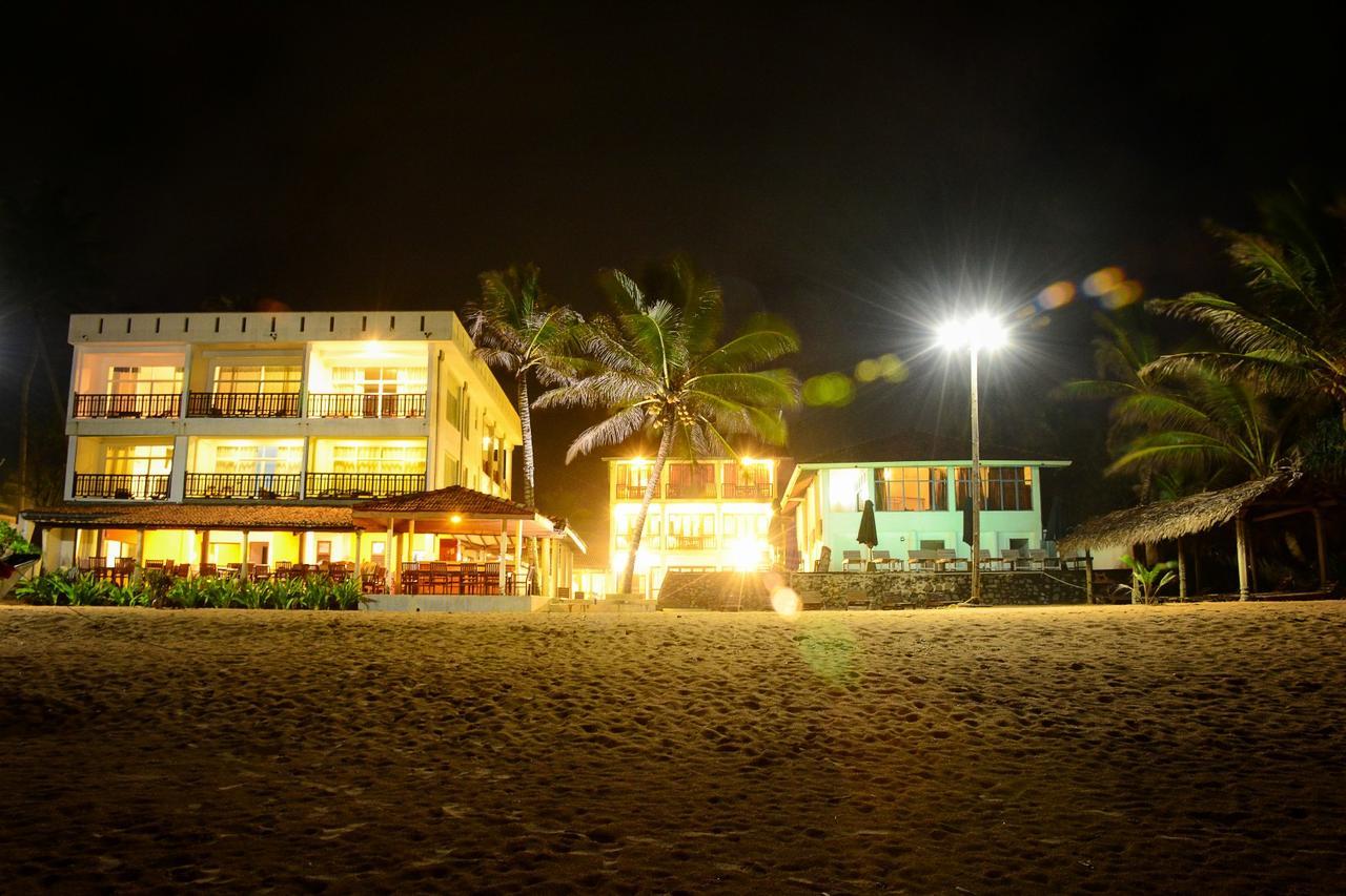 Ranmal Beach Hotel Хиккадува Экстерьер фото