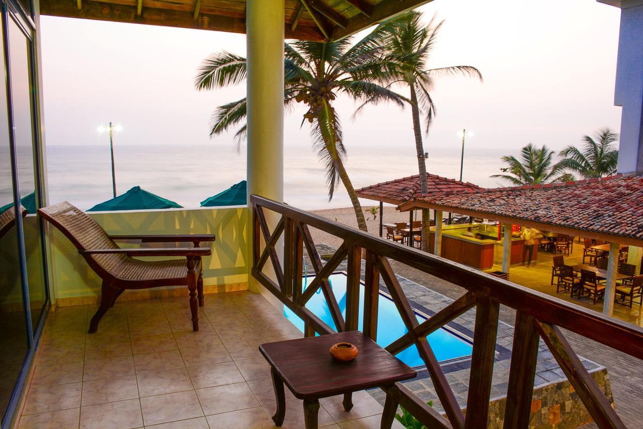 Ranmal Beach Hotel Хиккадува Экстерьер фото