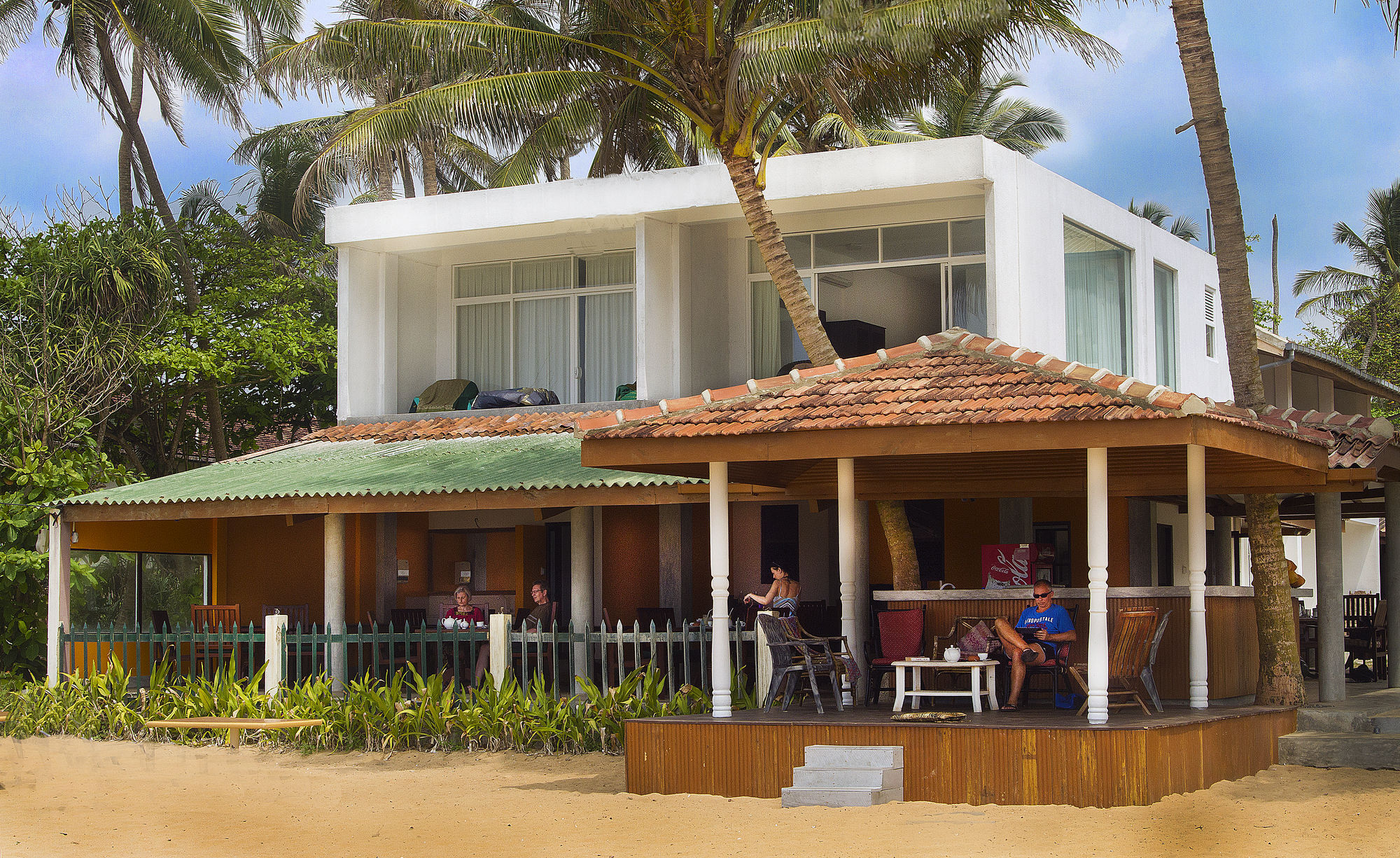 Ranmal Beach Hotel Хиккадува Экстерьер фото